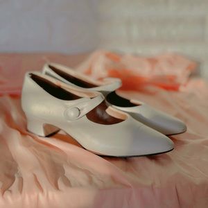 ❌SOLD❌ Vintage White Leather Mary Janes